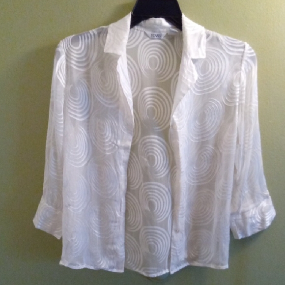 ravel Tops - Womans S Ravel White Boxy 3/4 Sleeve Blouse Sheer Notched Collar Lightweight